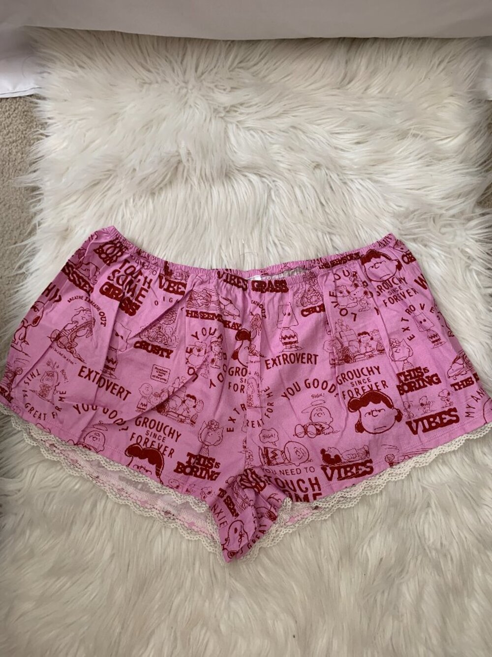 PEANUTS x URBAN OUTFITTERS Lace Trim Boxer Shorties in Playful Pink Sz LARGE